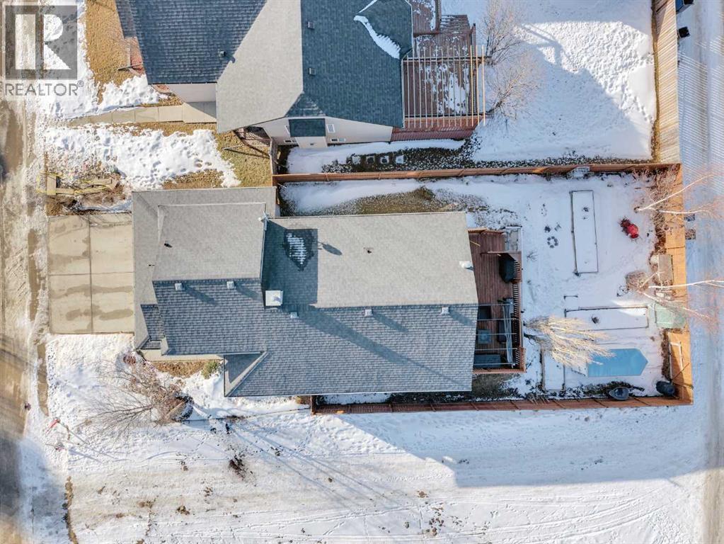 24 Lincoln Street South, Sylvan Lake