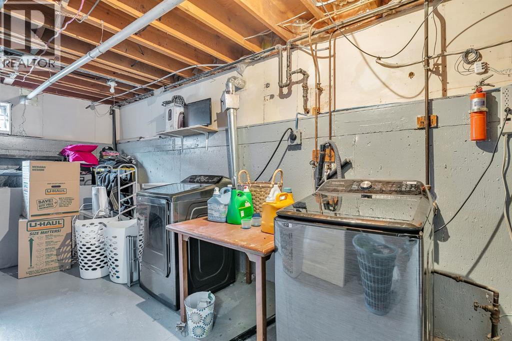 Single Family House Bi-level for Sale in  Athens Road SE Acadia Calgary 