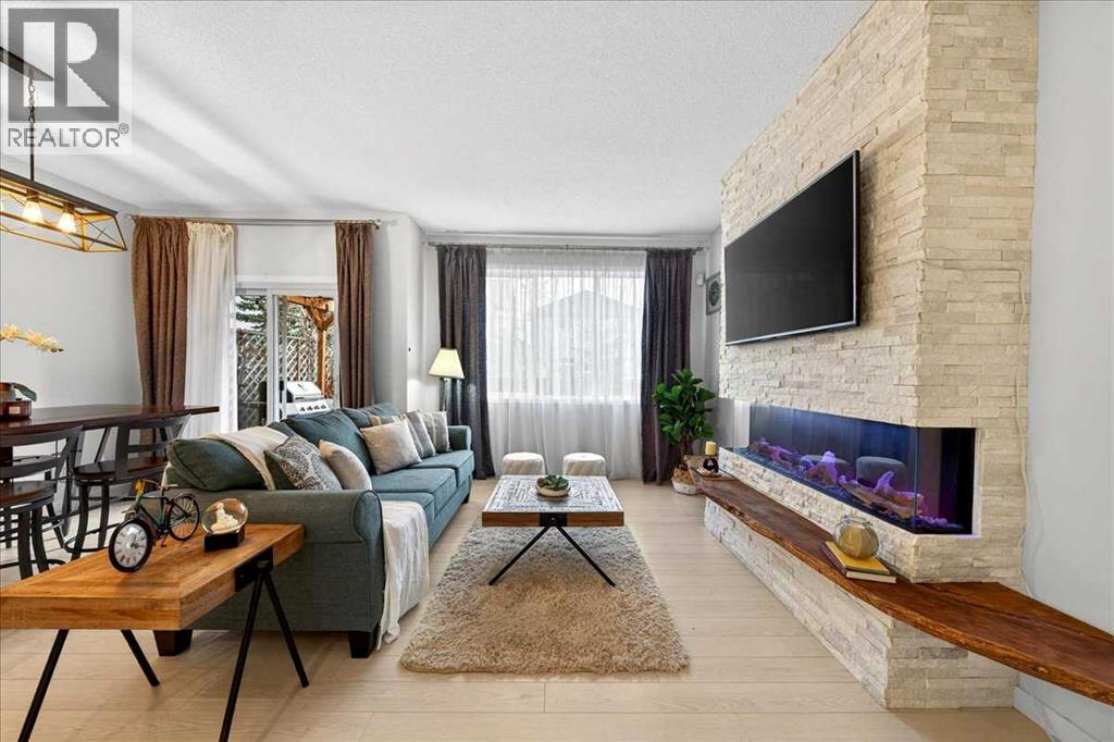 Single Family House for Sale in  Chaparral Valley Common SE Chaparral Calgary 