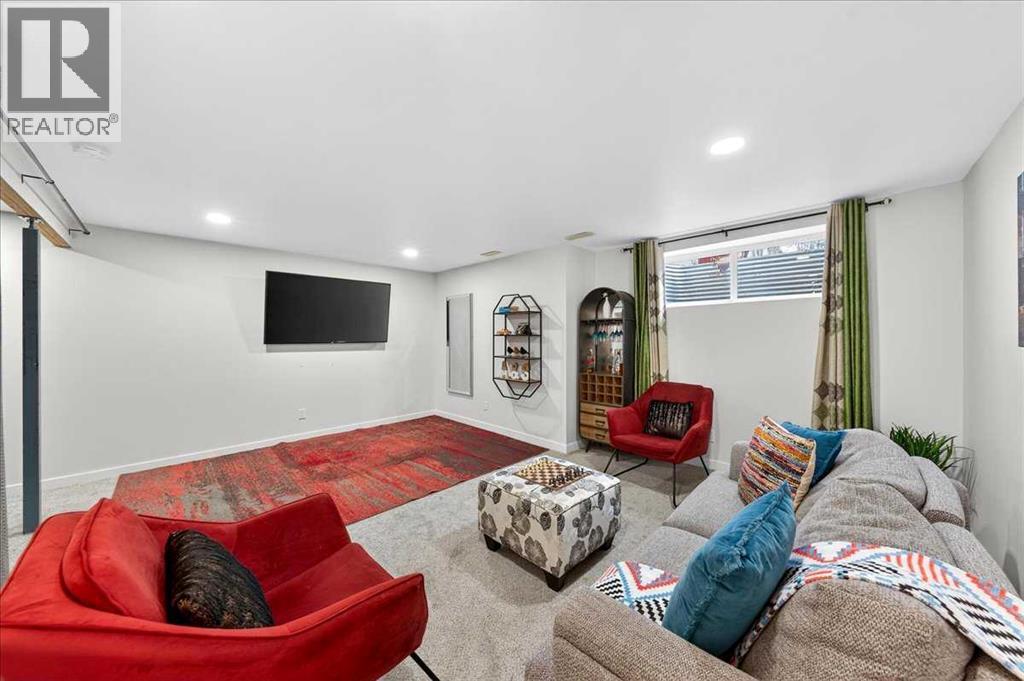 Single Family House for Sale in  Chaparral Valley Common SE Chaparral Calgary 