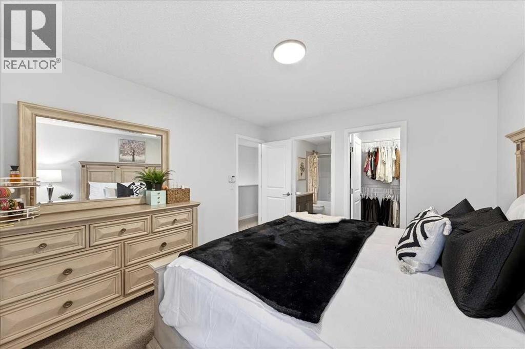 Single Family House for Sale in  Chaparral Valley Common SE Chaparral Calgary 