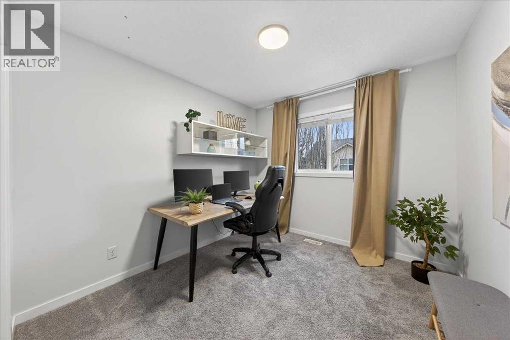 Single Family House for Sale in  Chaparral Valley Common SE Chaparral Calgary 