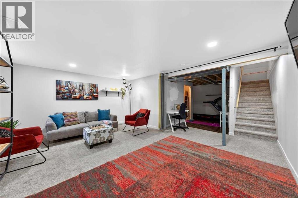 Single Family House for Sale in  Chaparral Valley Common SE Chaparral Calgary 