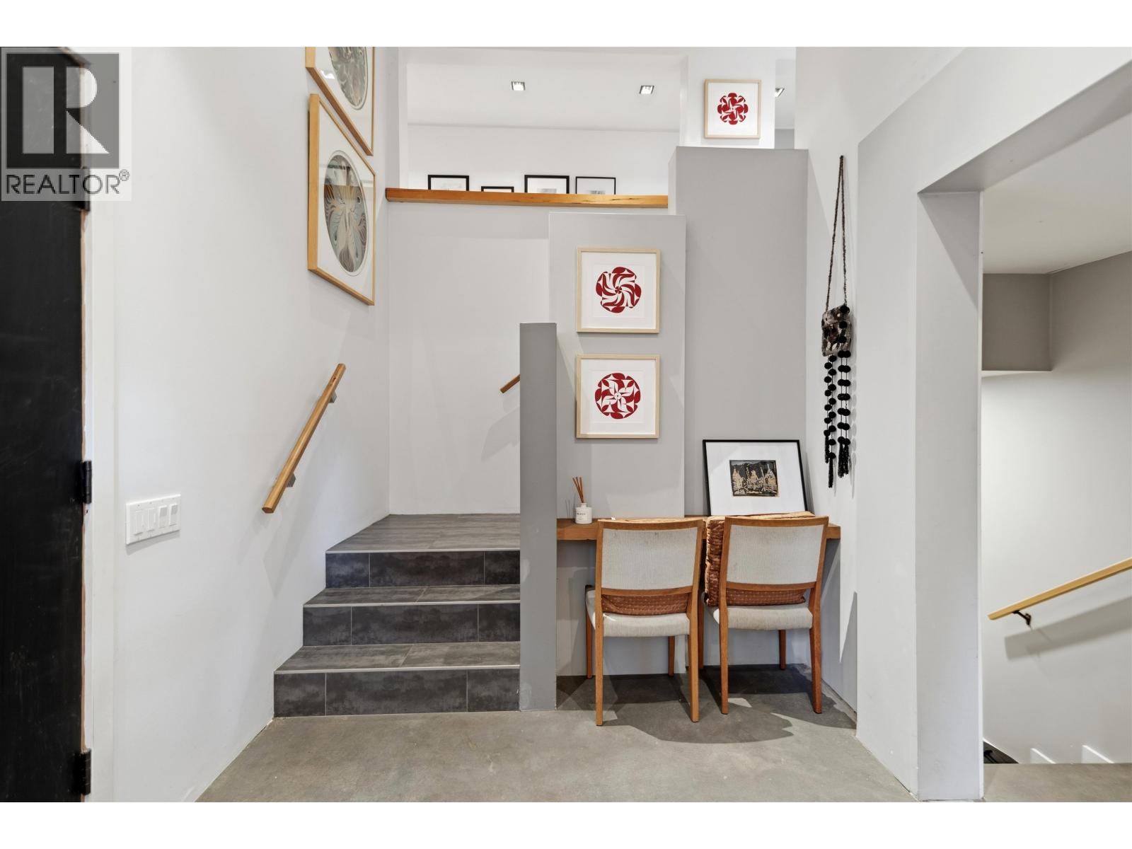 1531 LOCKYER ROAD, Roberts Creek