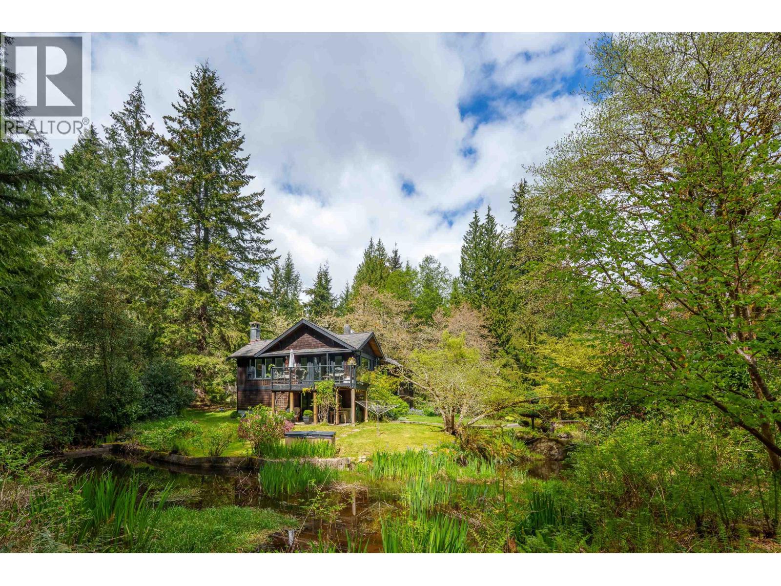 1531 LOCKYER ROAD, Roberts Creek