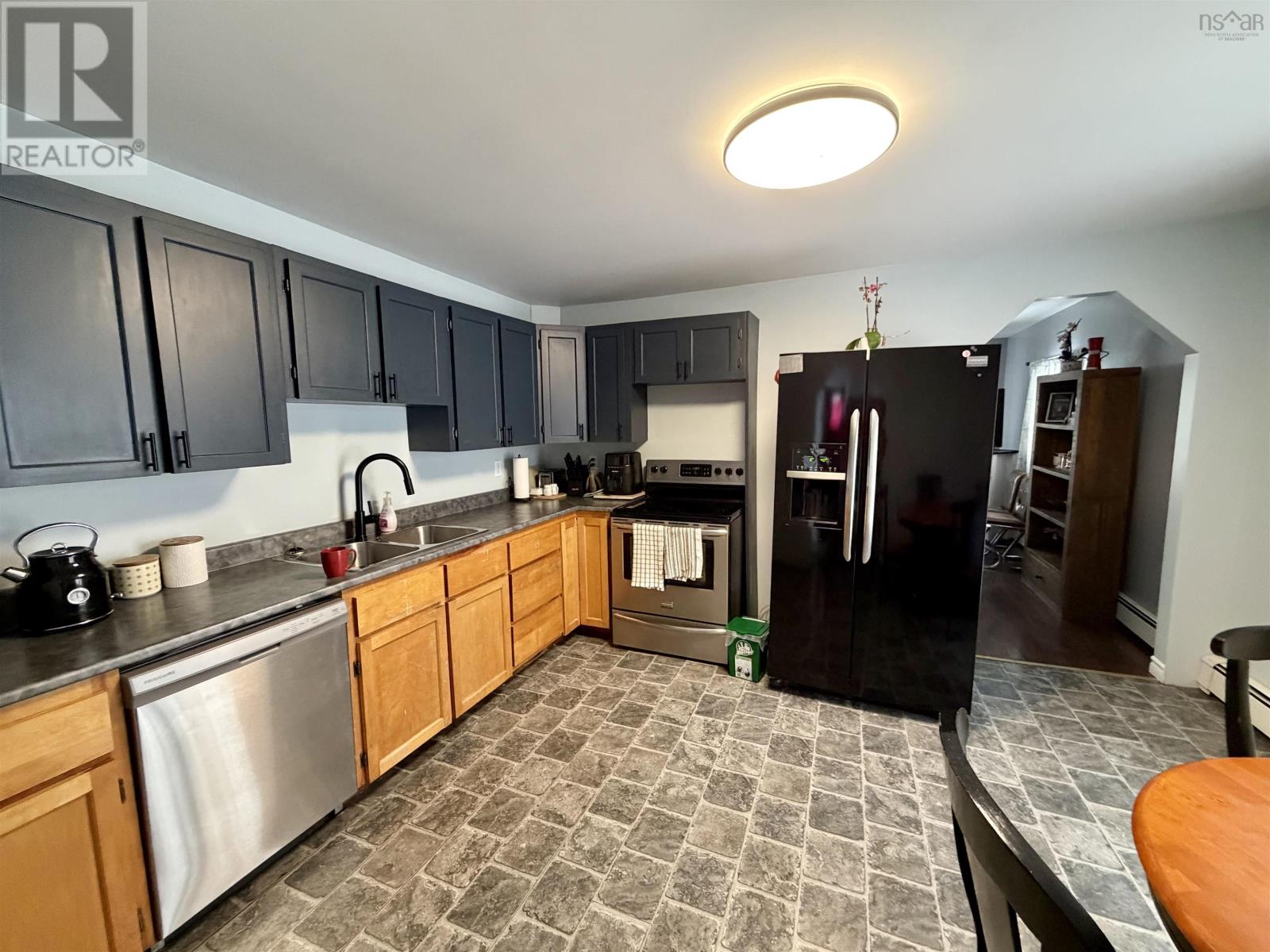 Property 2 of 11 of 78 Highland Street