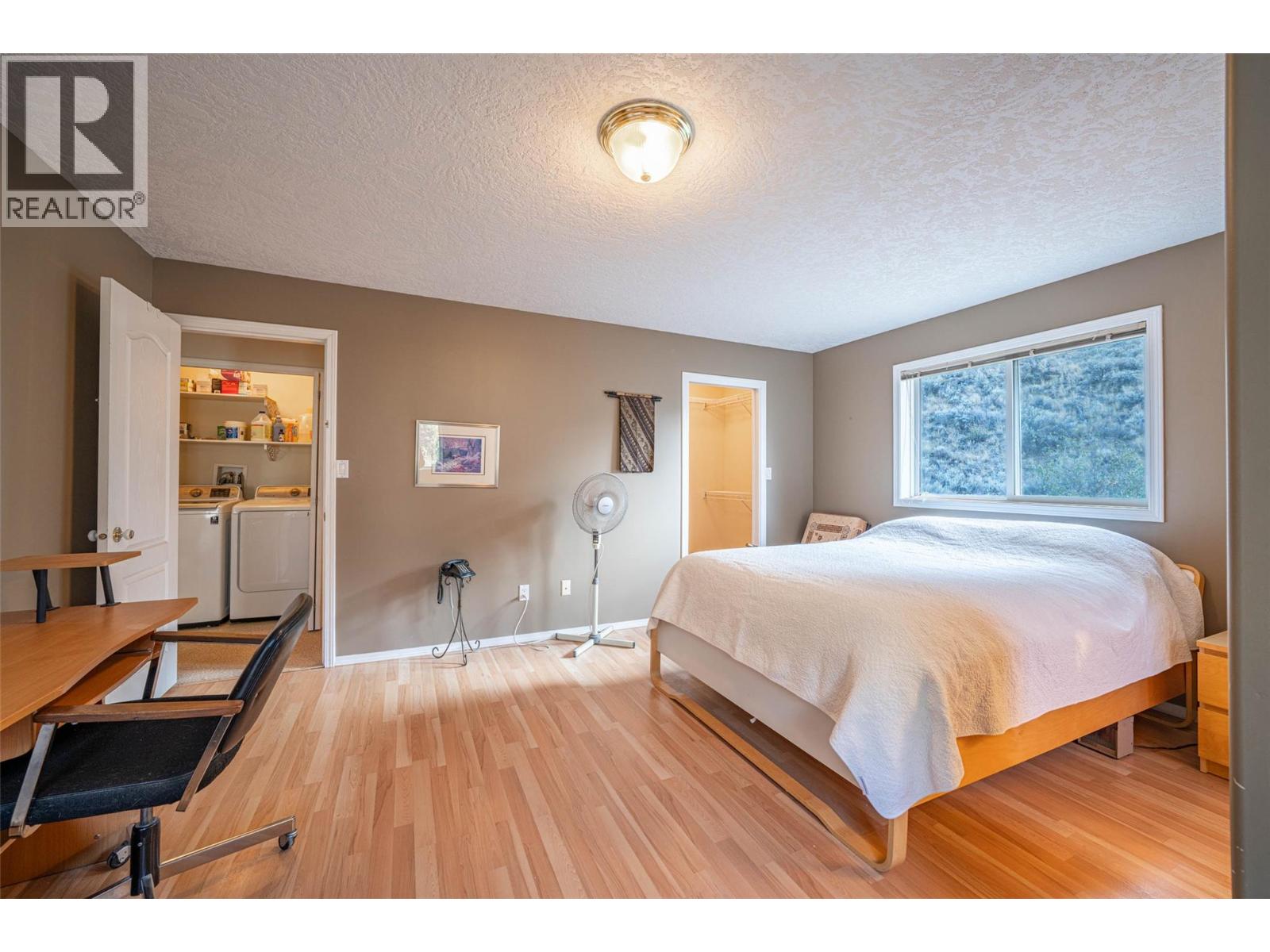 205 Ashnola Road - 16
