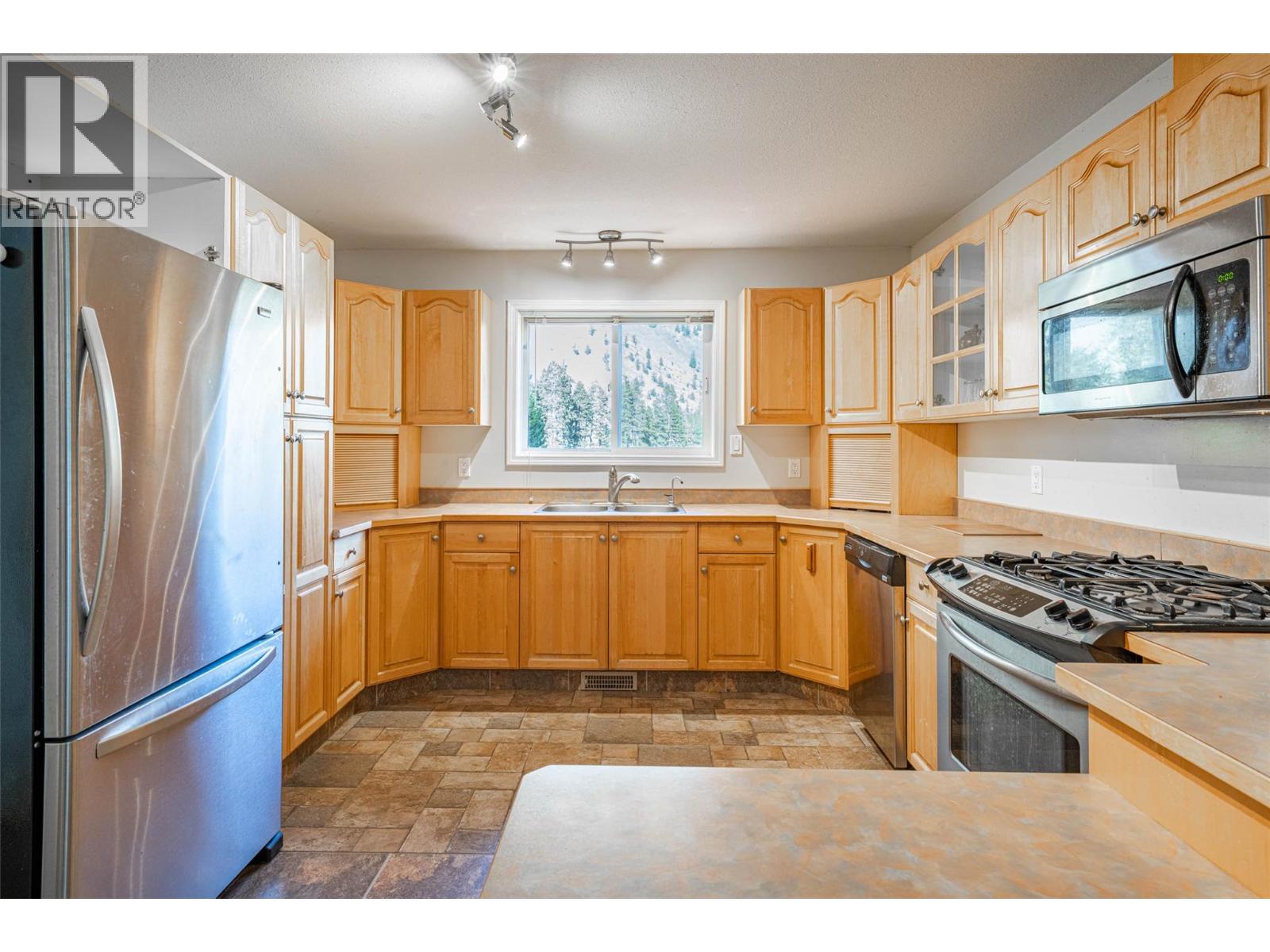 205 Ashnola Road, Keremeos