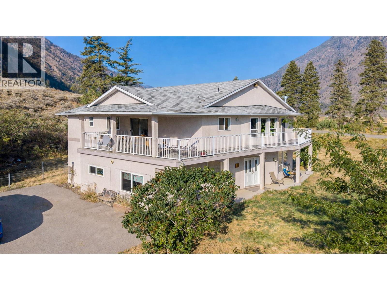205 Ashnola Road - 1