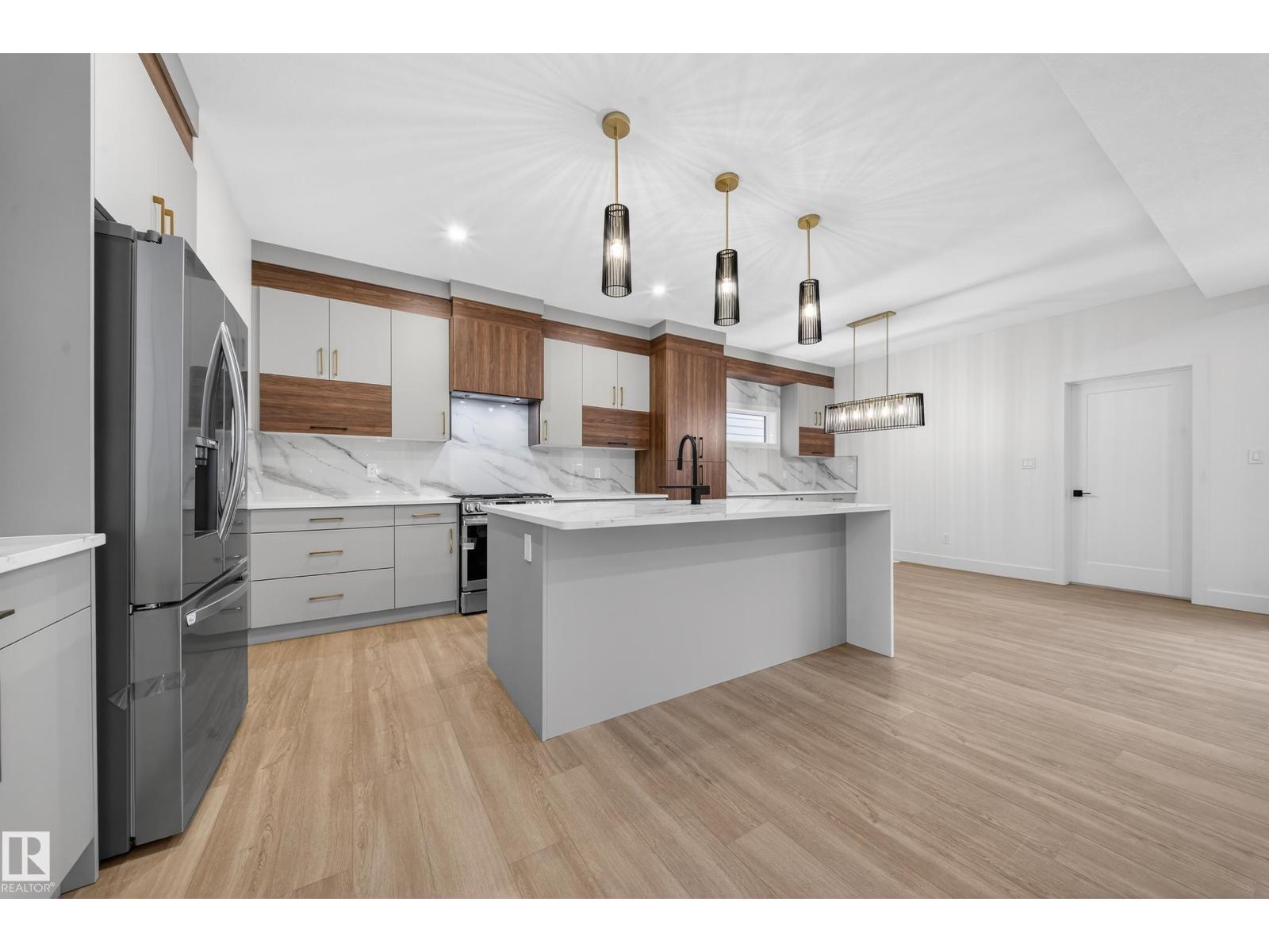 6115 CRAWFORD DR SW, Edmonton