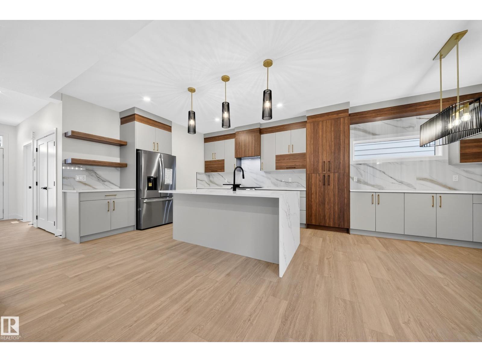 6115 CRAWFORD DR SW, Edmonton