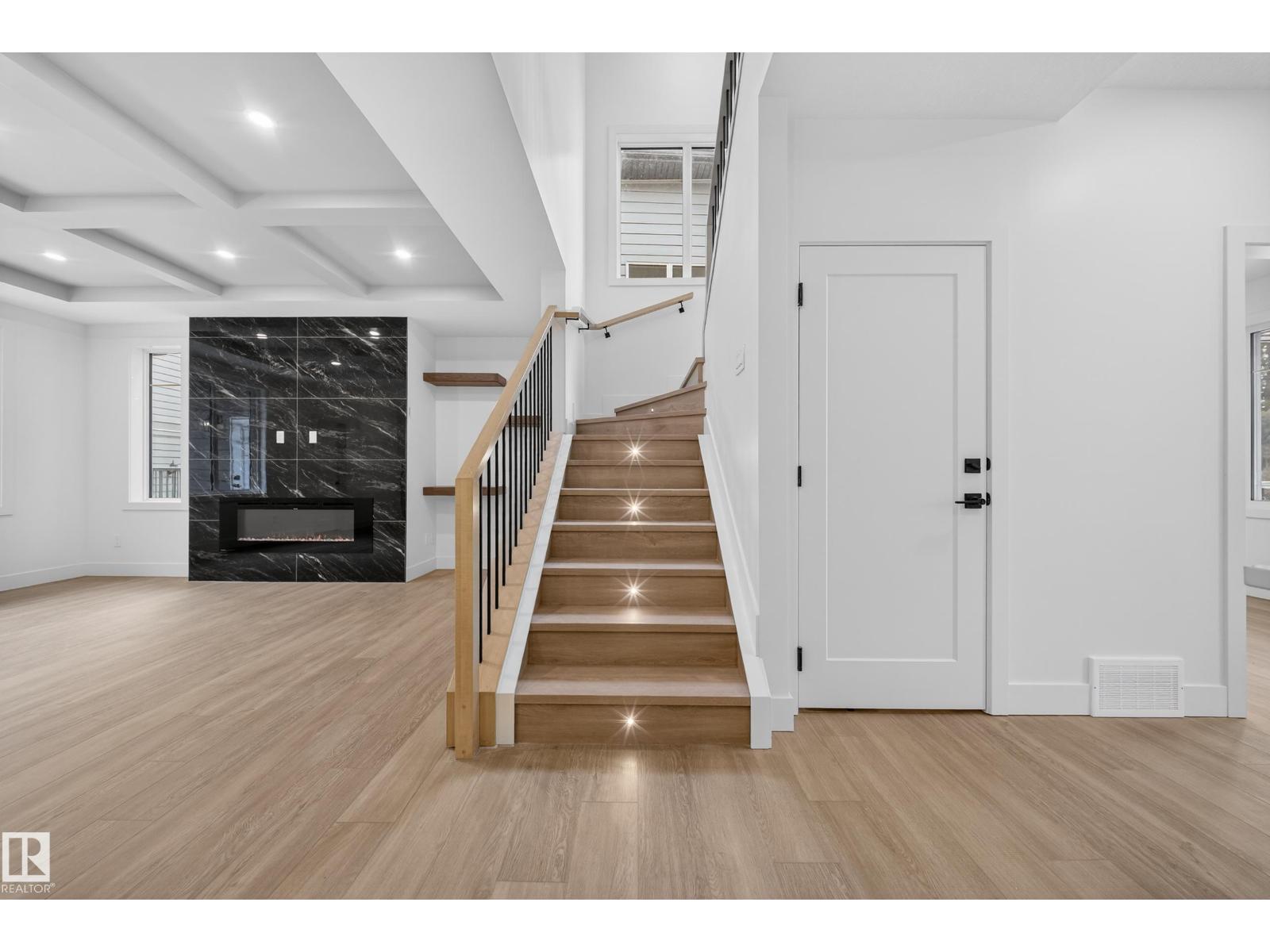 6115 CRAWFORD DR SW, Edmonton