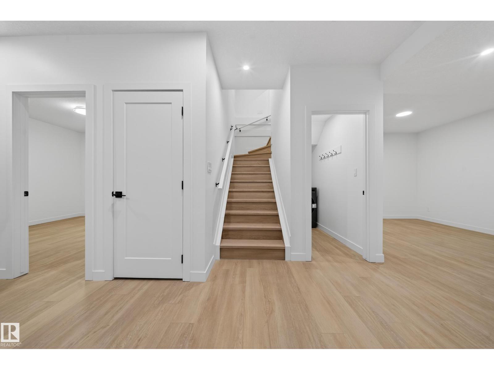 6115 CRAWFORD DR SW, Edmonton