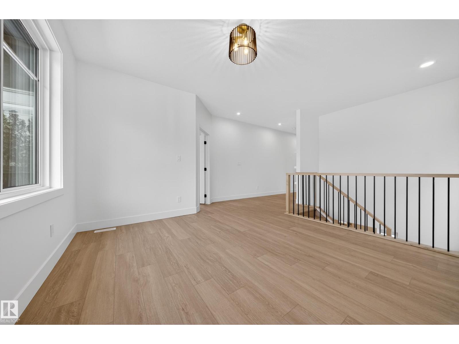 6115 CRAWFORD DR SW, Edmonton