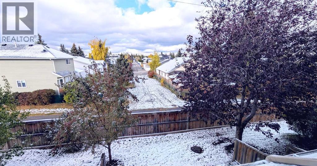 Single Family House for Sale in  Shawbrooke Court SW Shawnessy Calgary 