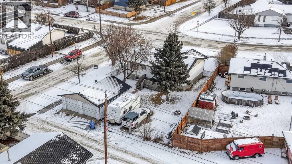 Single Family House Bungalow for Sale in  Bowglen Road NW Bowness Calgary 