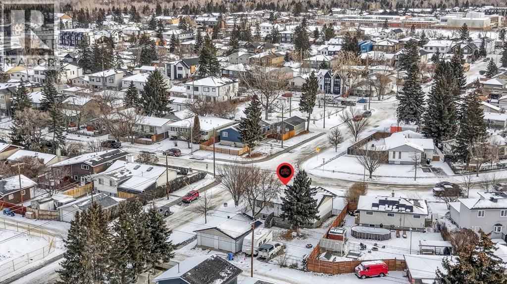 Single Family House Bungalow for Sale in  Bowglen Road NW Bowness Calgary 