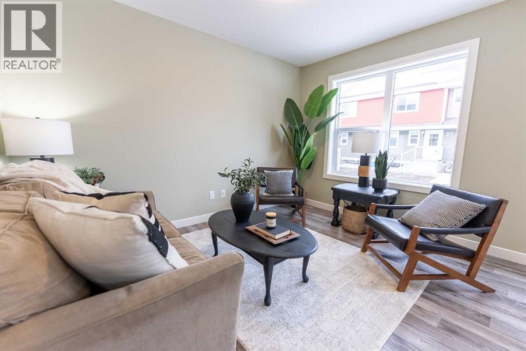 4716 College Avenue, Lacombe