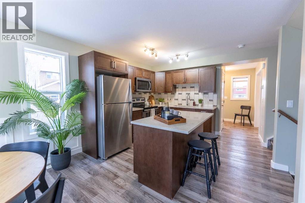 4716 College Avenue, Lacombe