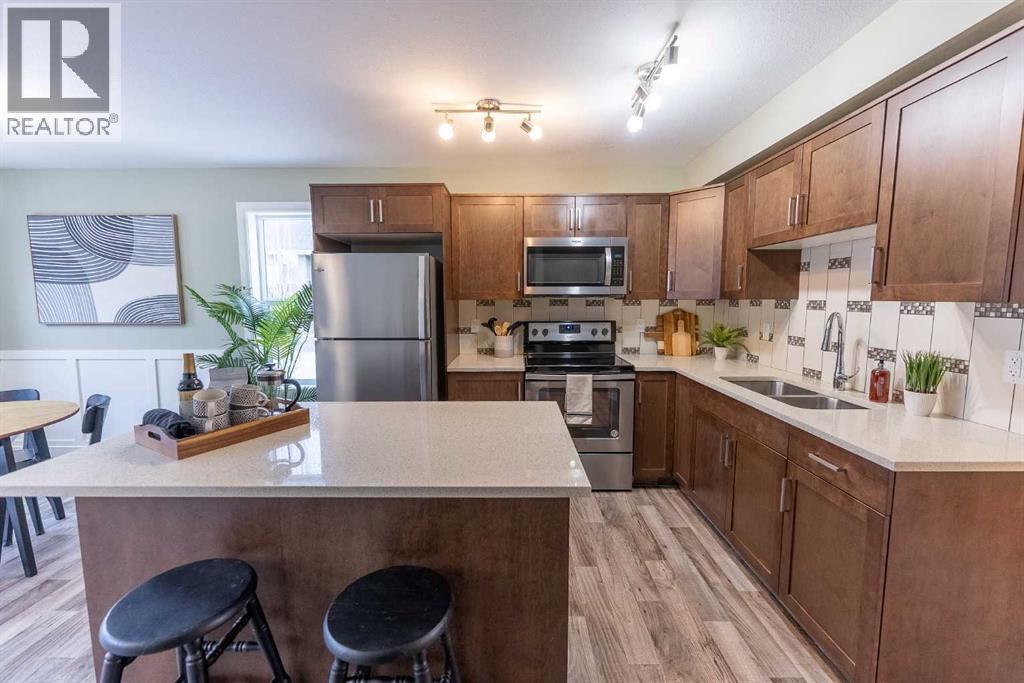 4716 College Avenue, Lacombe