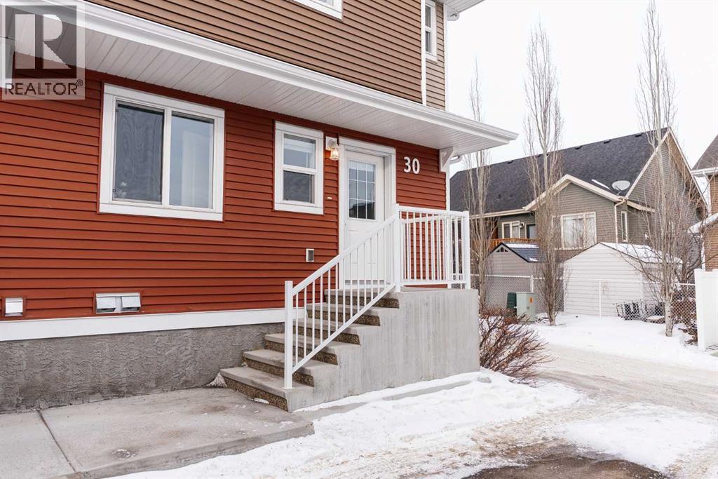 4716 College Avenue, Lacombe