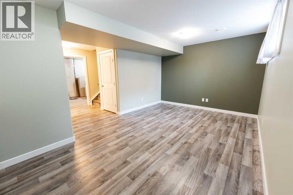 4716 College Avenue, Lacombe