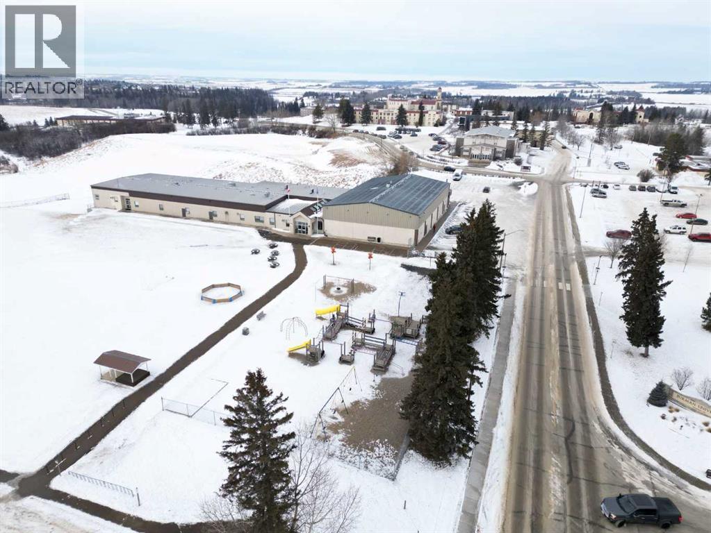 4716 College Avenue, Lacombe