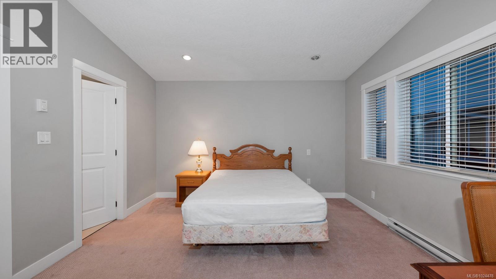 101 2889 Carlow Road, Langford