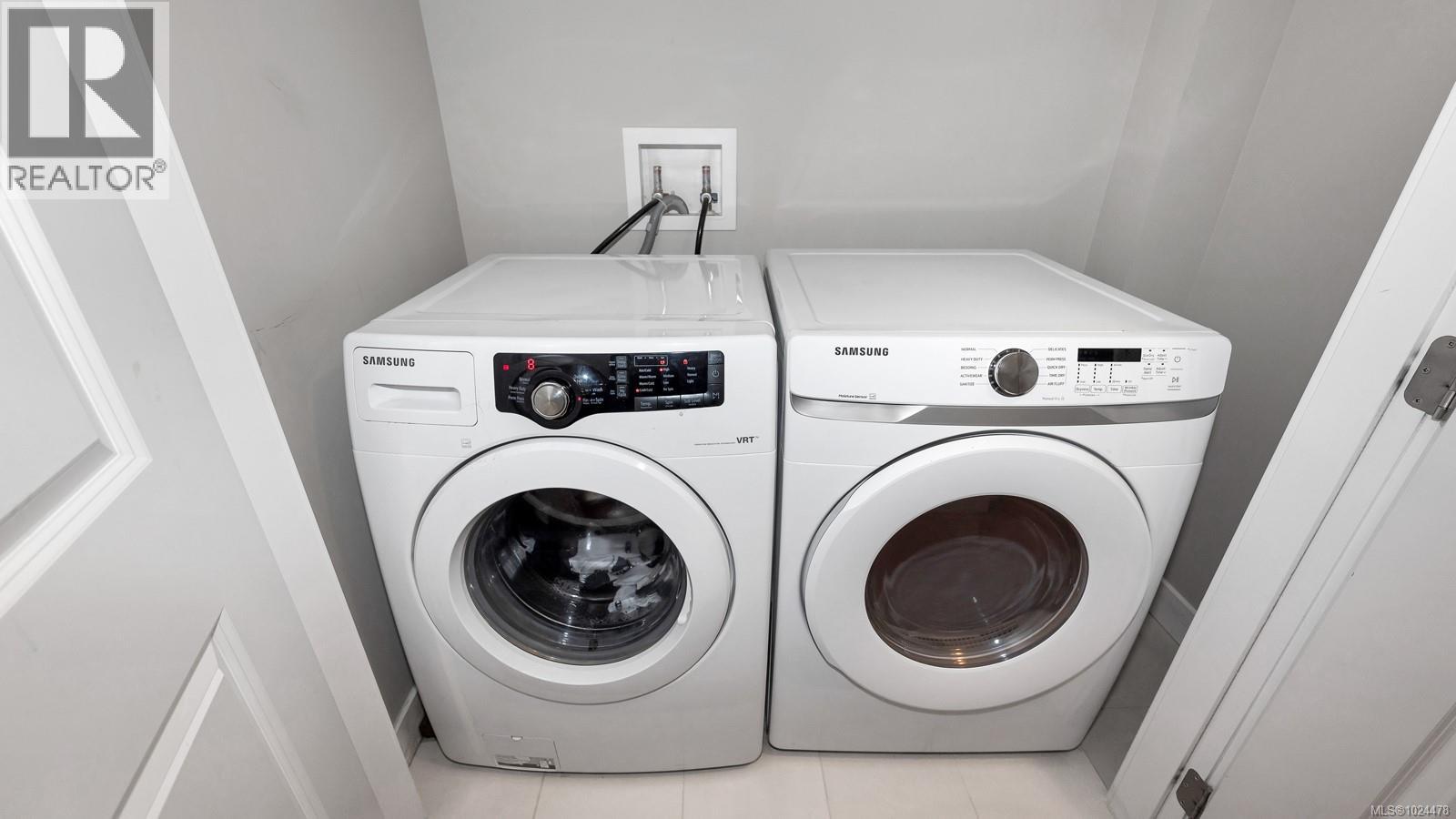 101 2889 Carlow Road, Langford