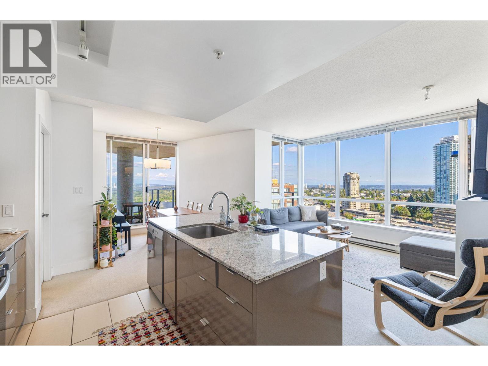 2106 4808 HAZEL STREET - Photo 4 of 39, Burnaby, British Columbia