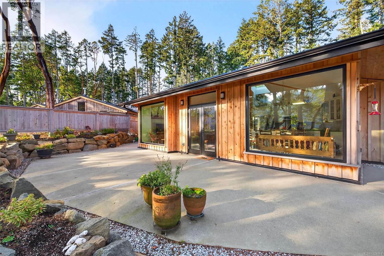  177 Maracaibo Lane, Salt Spring