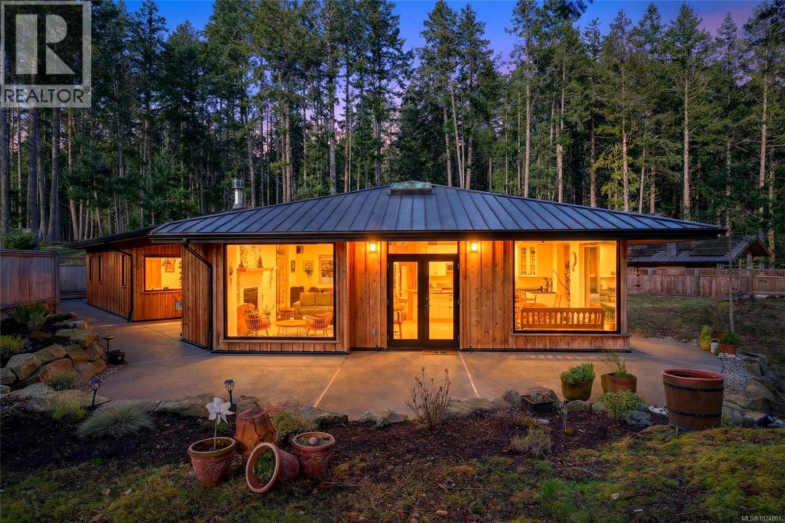  177 Maracaibo Lane, Salt Spring