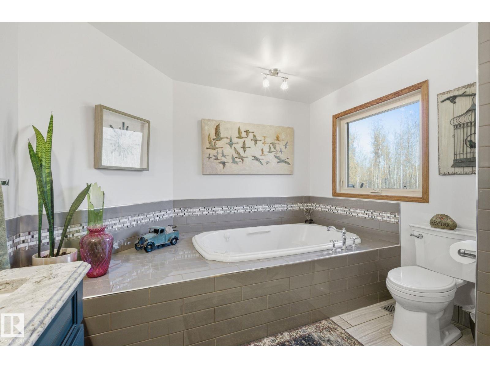 22516 TWP ROAD 572, Rural Sturgeon County