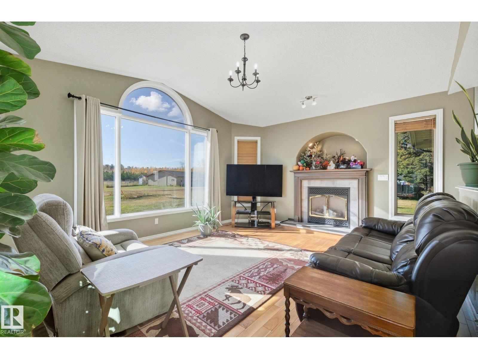 22516 TWP ROAD 572, Rural Sturgeon County