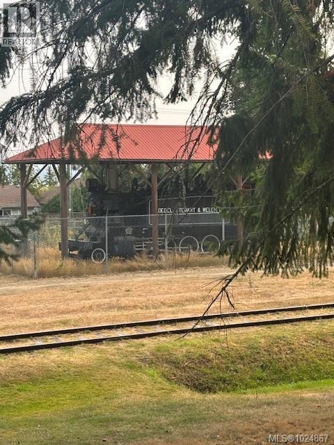 160 Harlech Rd, Qualicum Beach