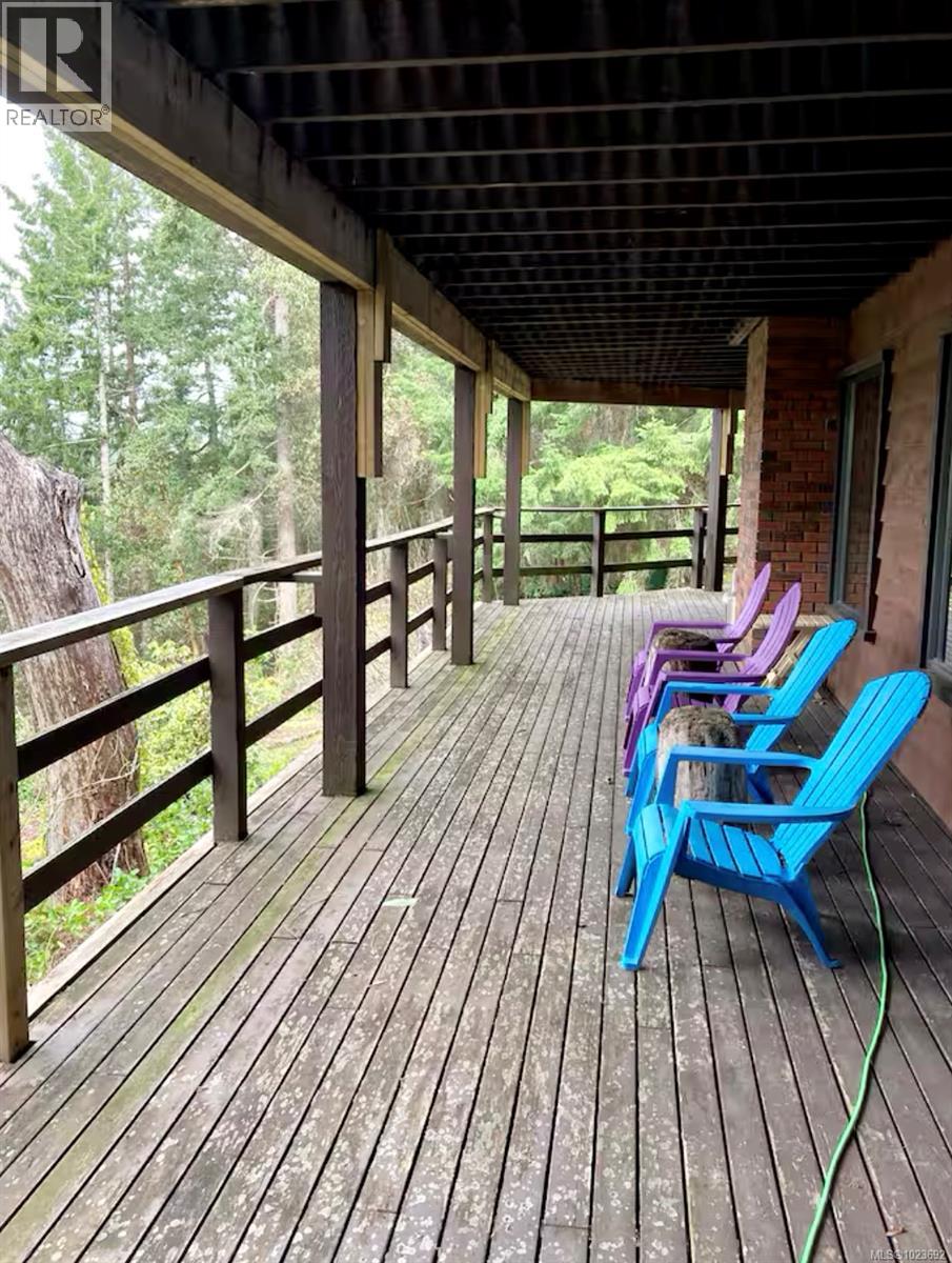 250 South Bank Dr, Salt Spring