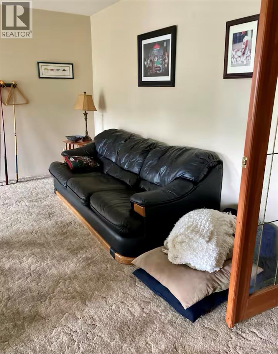 250 South Bank Dr, Salt Spring