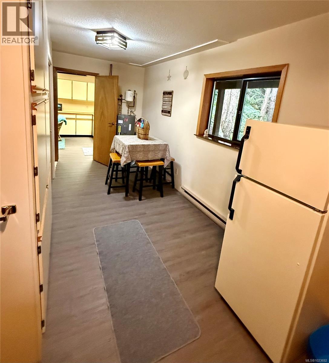 250 South Bank Dr, Salt Spring