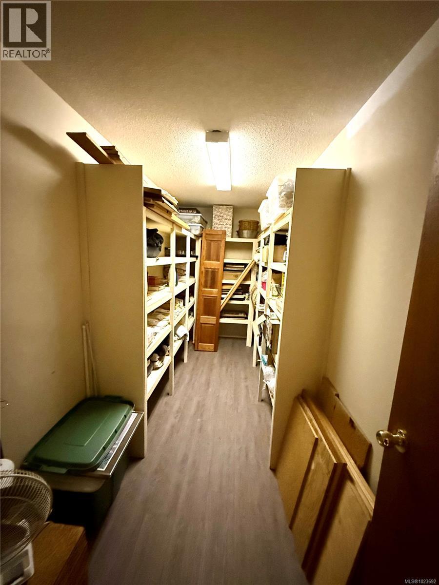 250 South Bank Dr, Salt Spring