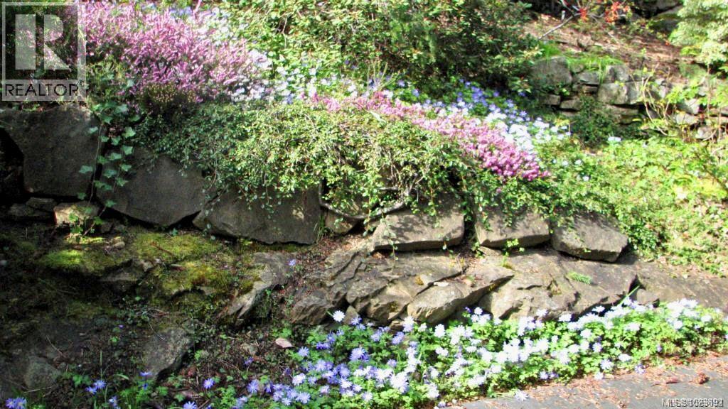 250 South Bank Dr, Salt Spring