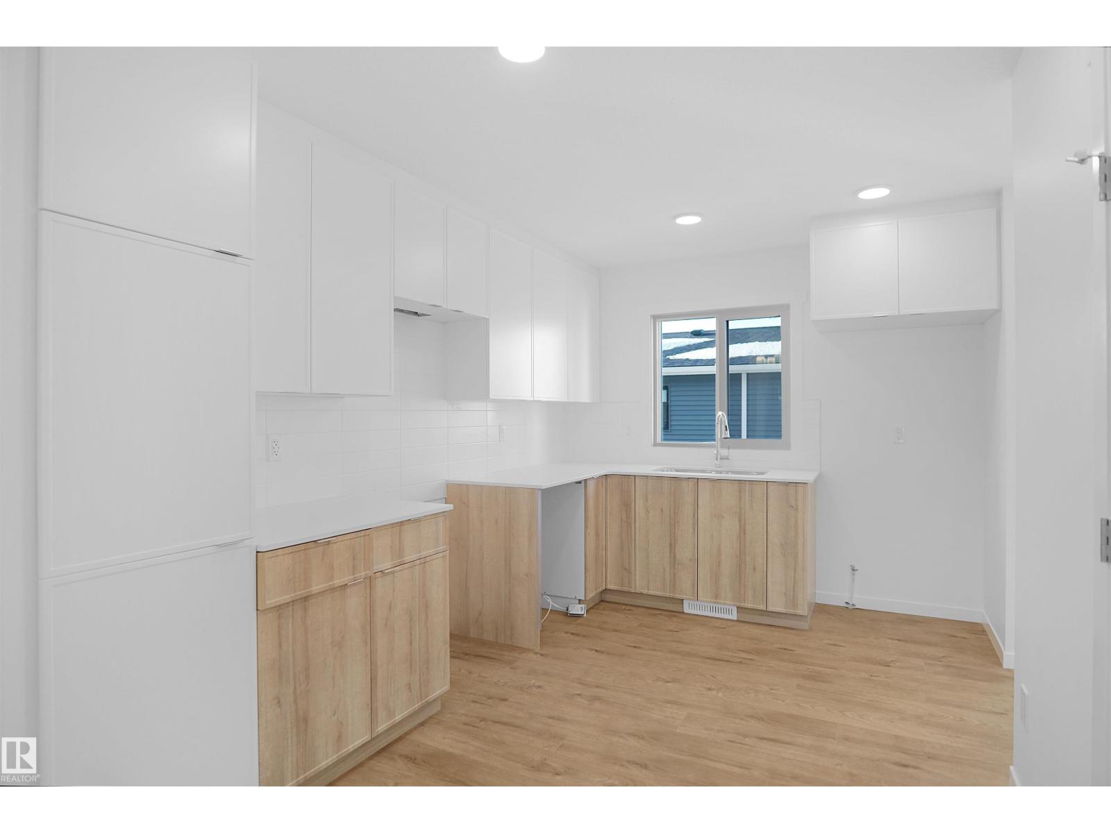 11 ELIZABETH GD, Spruce Grove