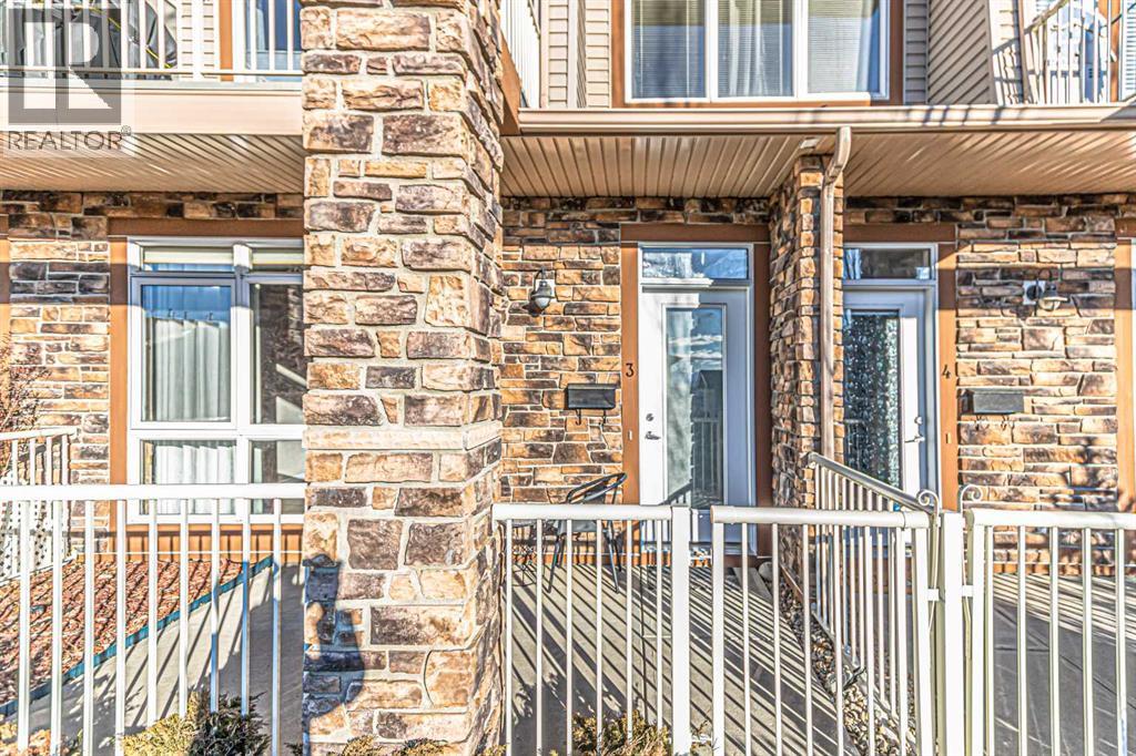 Single Family House for Sale in   Rockyledge View NW Rocky Ridge Calgary 