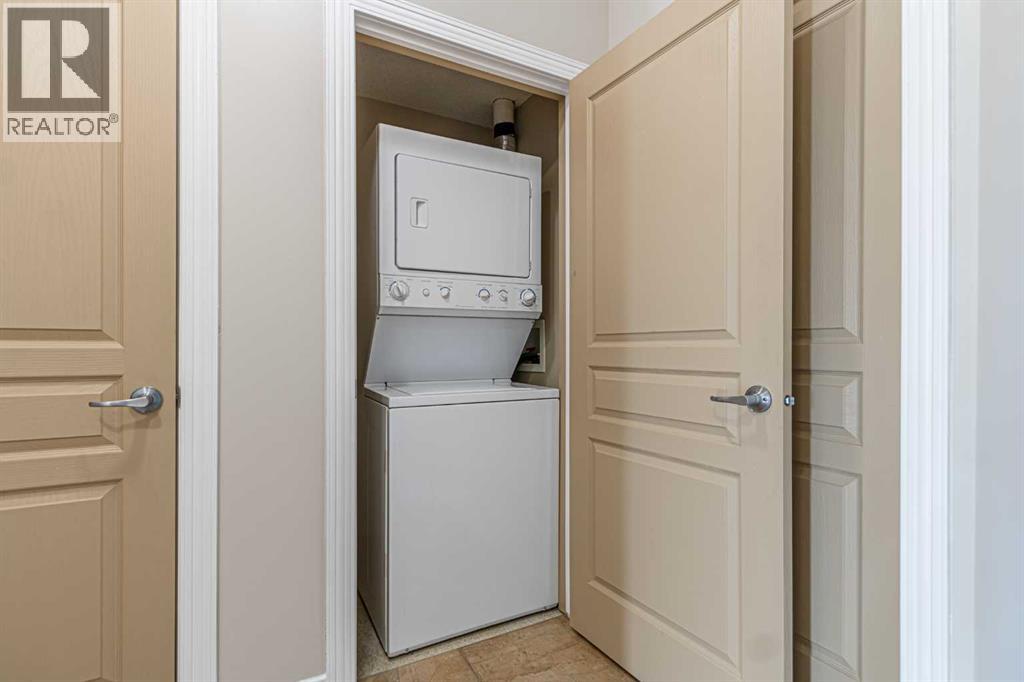 Single Family House for Sale in   Rockyledge View NW Rocky Ridge Calgary 