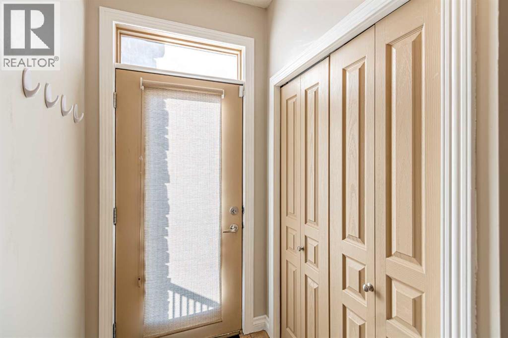 Single Family House for Sale in   Rockyledge View NW Rocky Ridge Calgary 