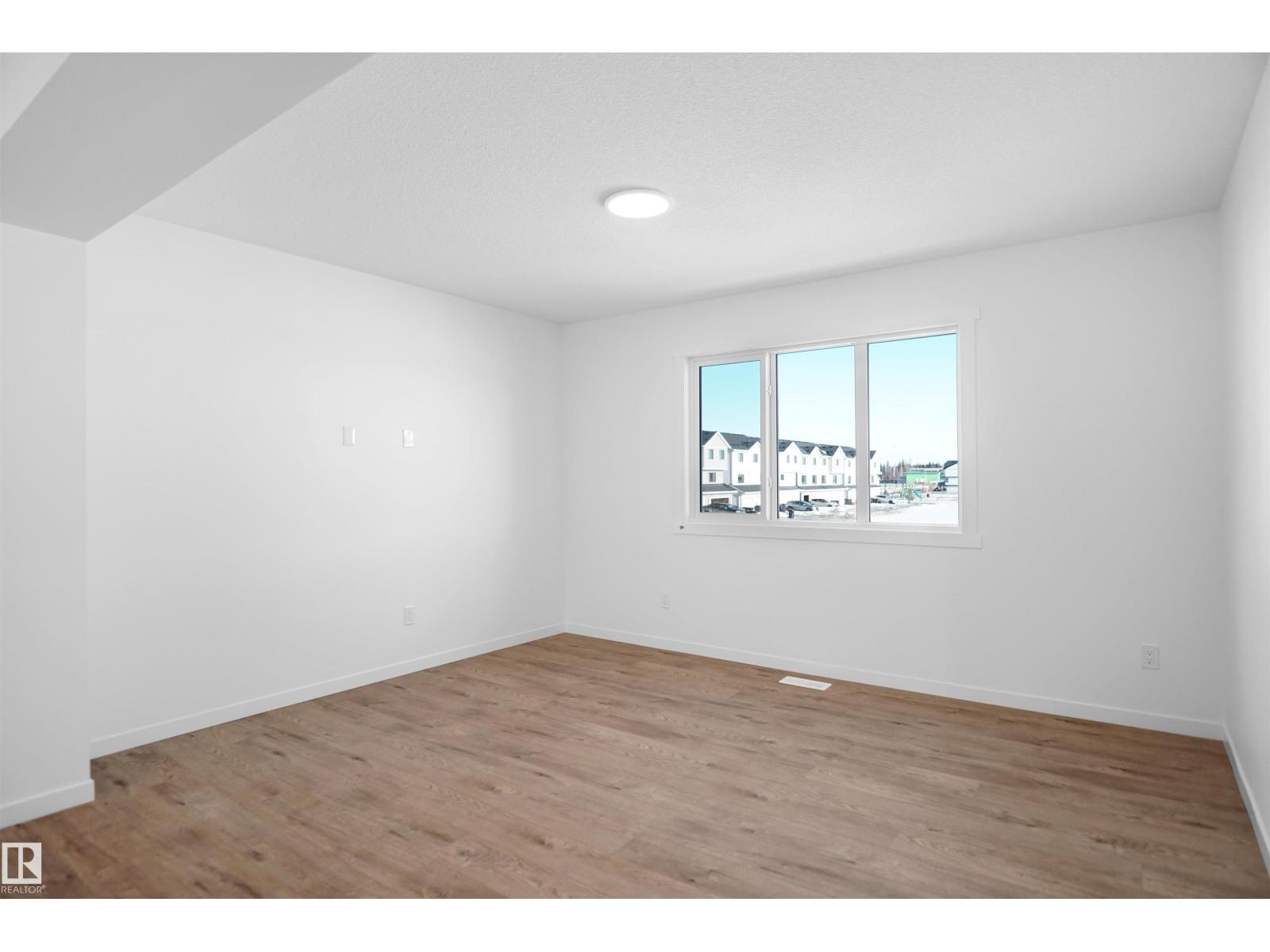 20 ELIZABETH GD, Spruce Grove