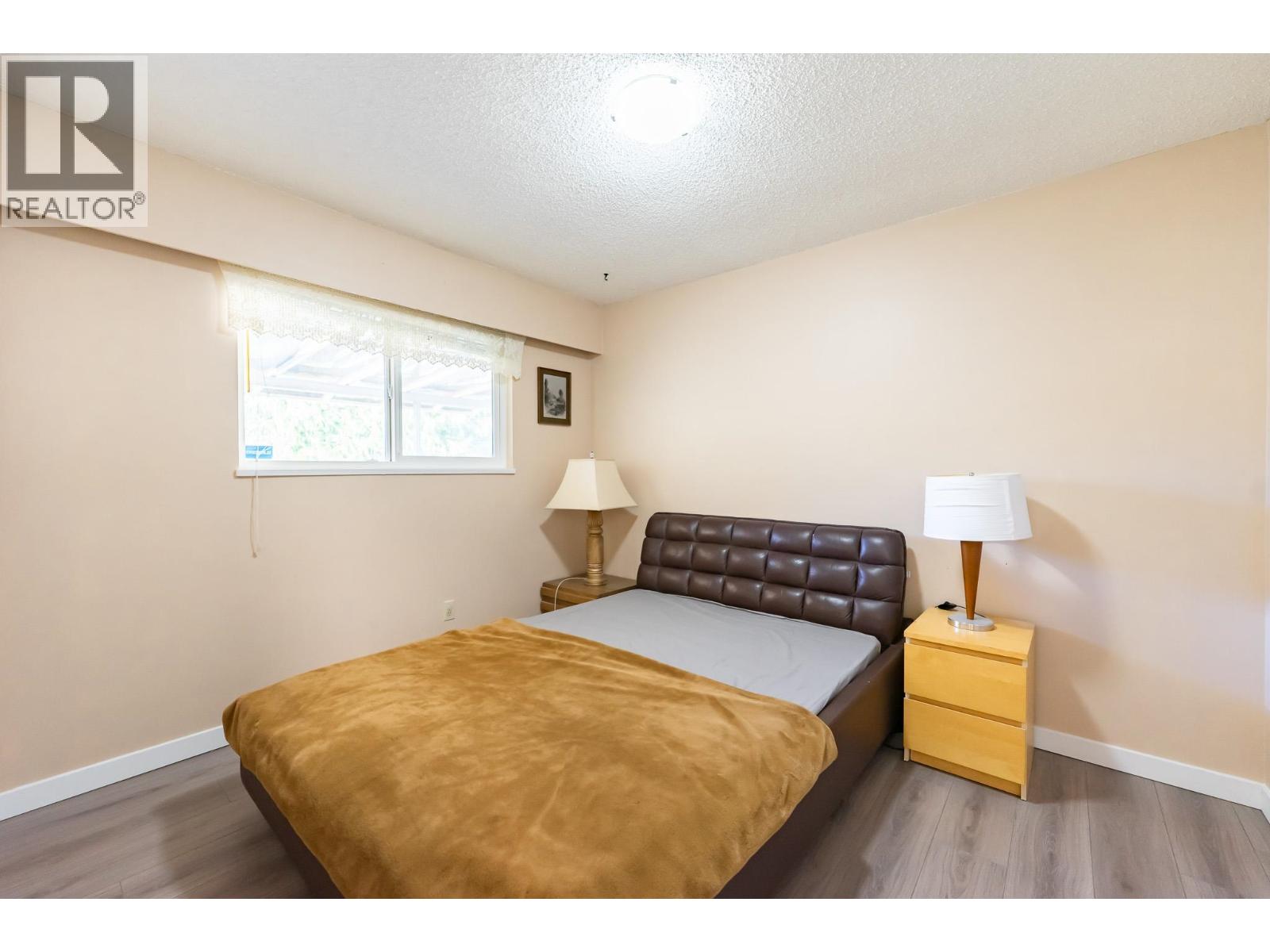 2075 RUFUS DRIVE, North Vancouver