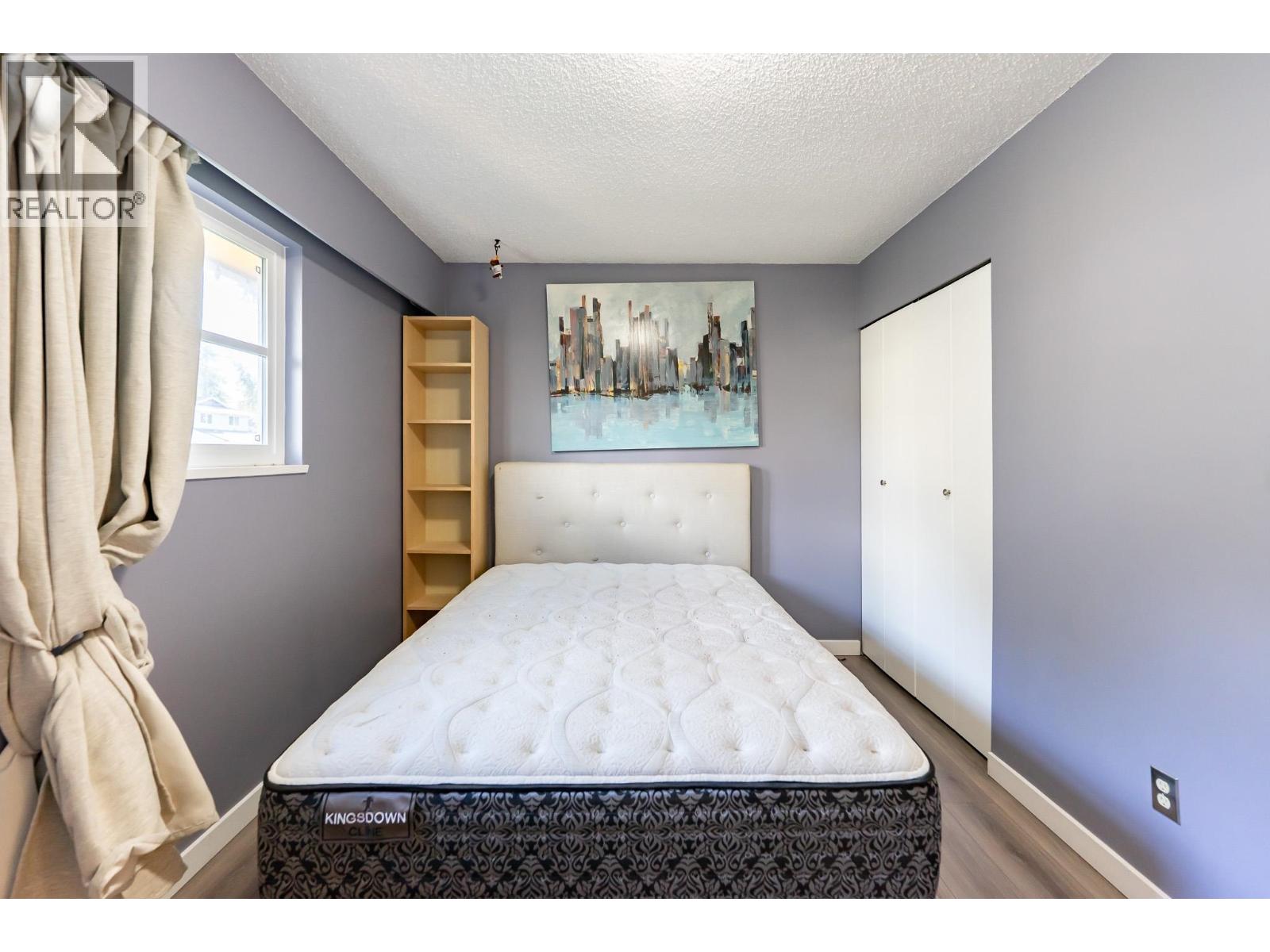 2075 RUFUS DRIVE, North Vancouver