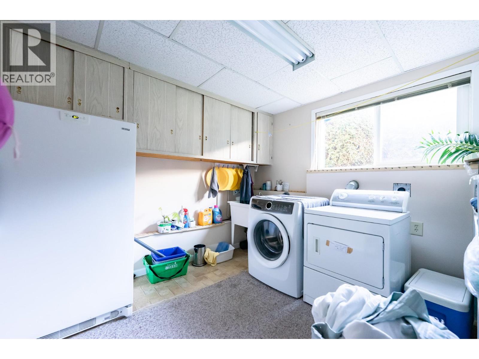 2075 RUFUS DRIVE, North Vancouver