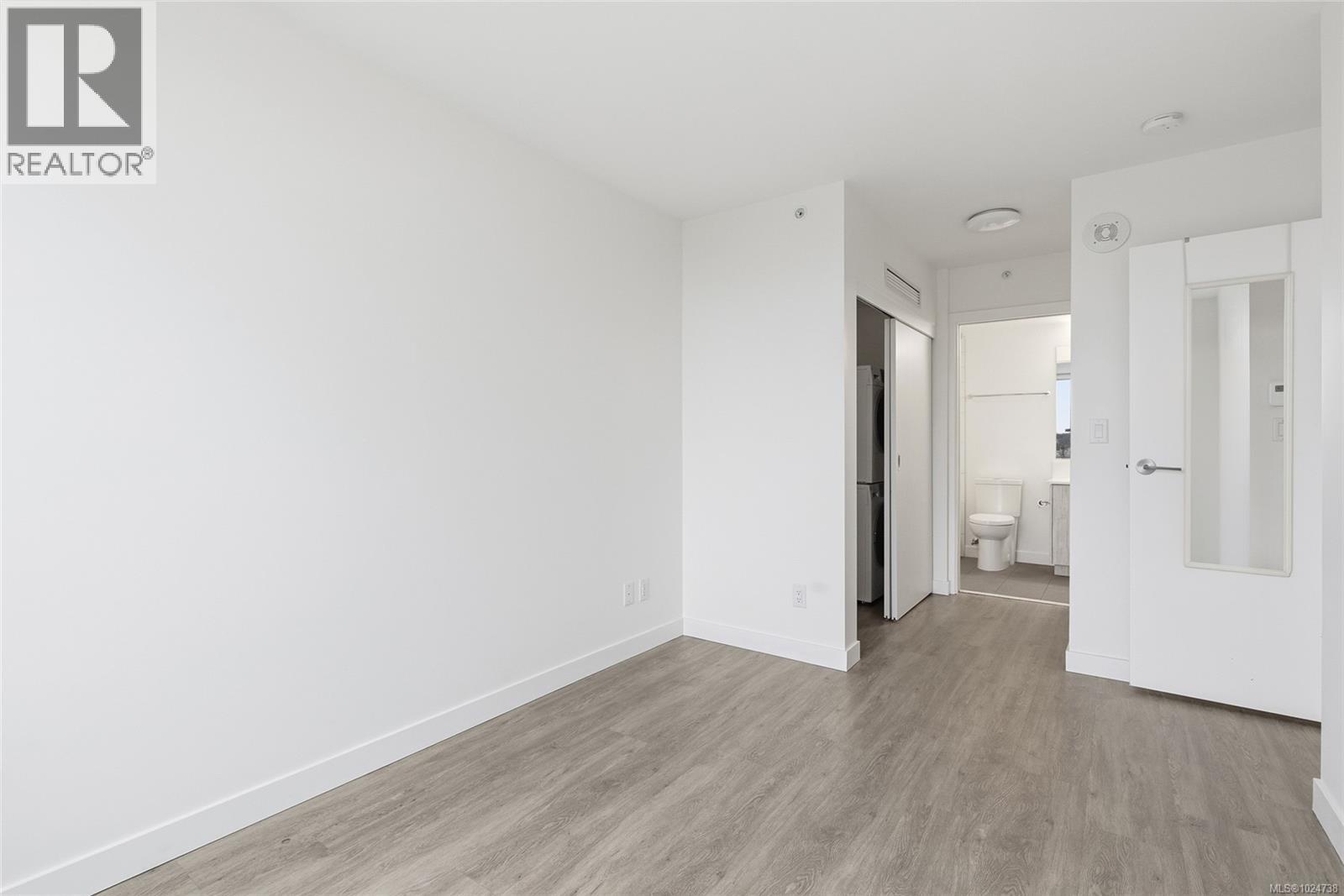 809 845 Johnson Street, Victoria