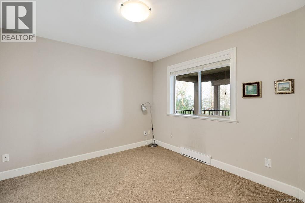#110 1177 Deerview Pl - 53